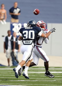 米兰体育app下载-五大联赛是否在中场搭配中加入更多防守倾向球员，五大联赛最强中场  第3张